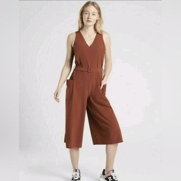 Athleta Women's Jumpsuit Medium Petite Burgundy Sarasota Wide Leg Sleeveless - Picture 7 of 15